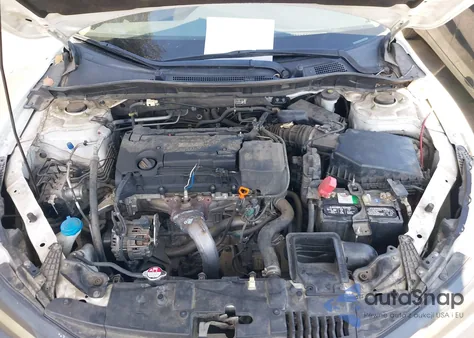 2016 Honda Accord Lx z USA, uszkodzony, nr VIN 1HGCR2F33GA067780